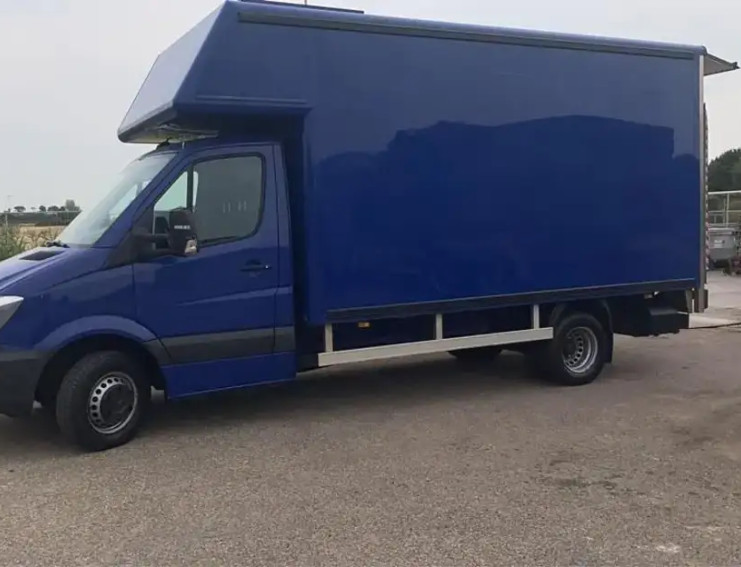 Mercedes-Benz Loading box with loading lift for Mercedes Sprinter 2015